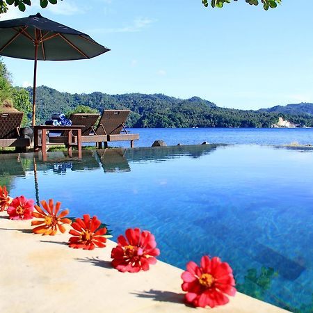 Cocotinos Lembeh A Boutique Dive Lodge Bitung Exteriör bild