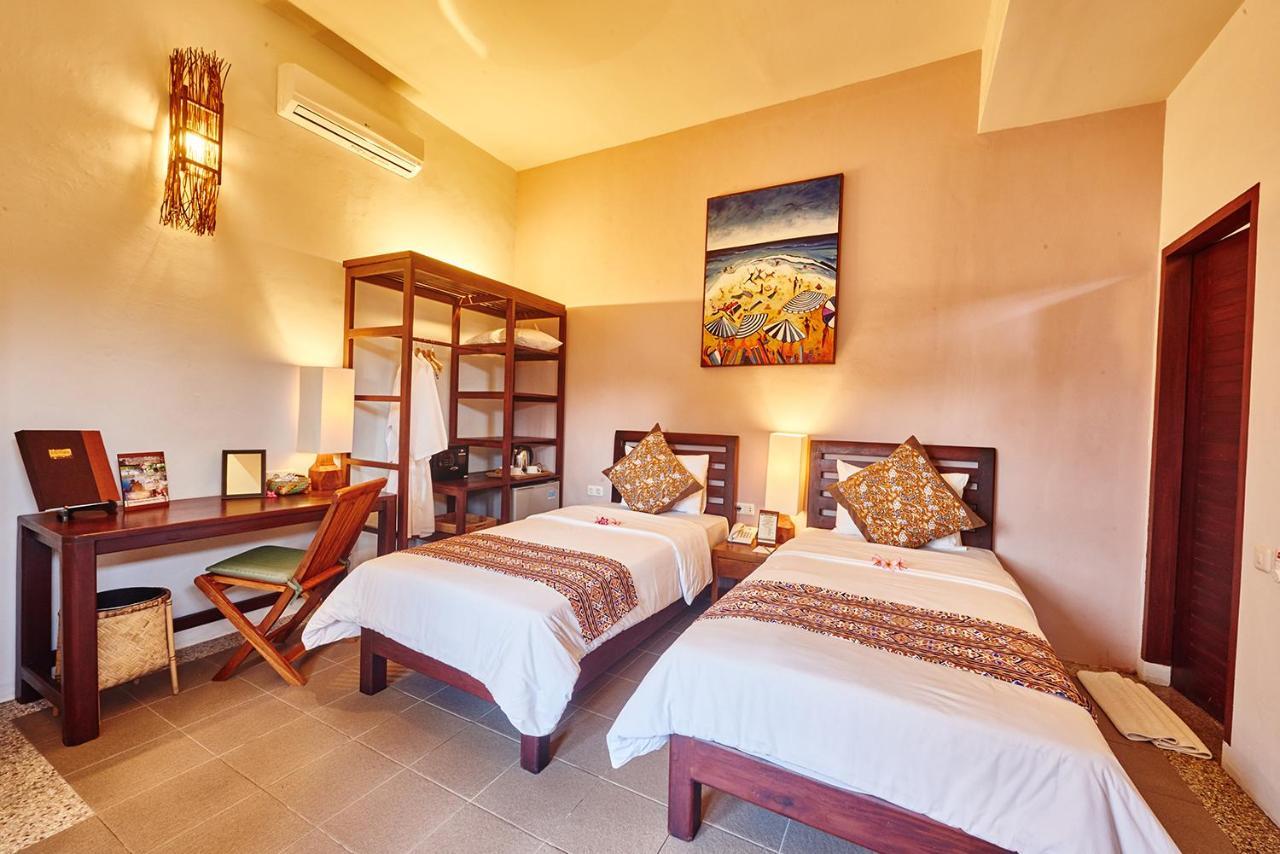 Cocotinos Lembeh A Boutique Dive Lodge Bitung Exteriör bild