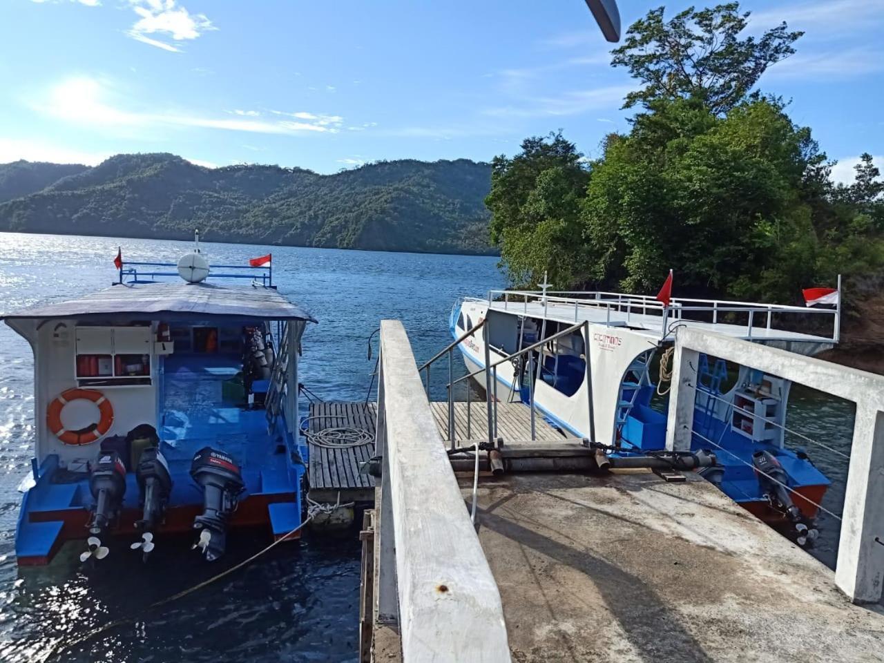 Cocotinos Lembeh A Boutique Dive Lodge Bitung Exteriör bild