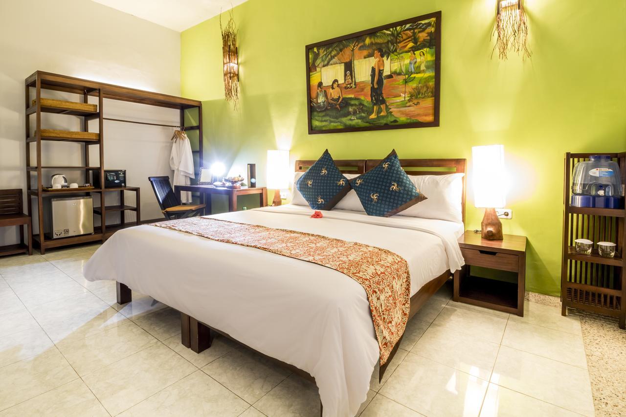 Cocotinos Lembeh A Boutique Dive Lodge Bitung Exteriör bild